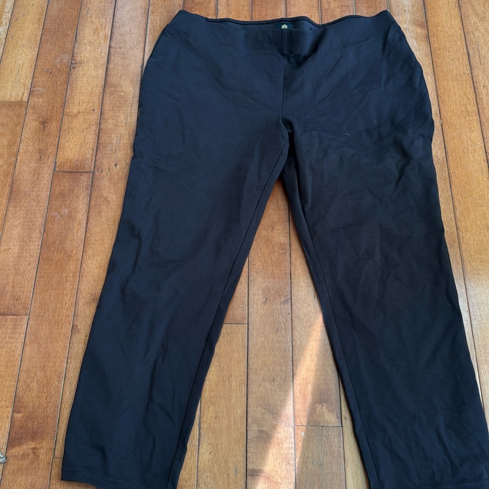 JM collection women’s slacks brown size 3X in veryy good condition